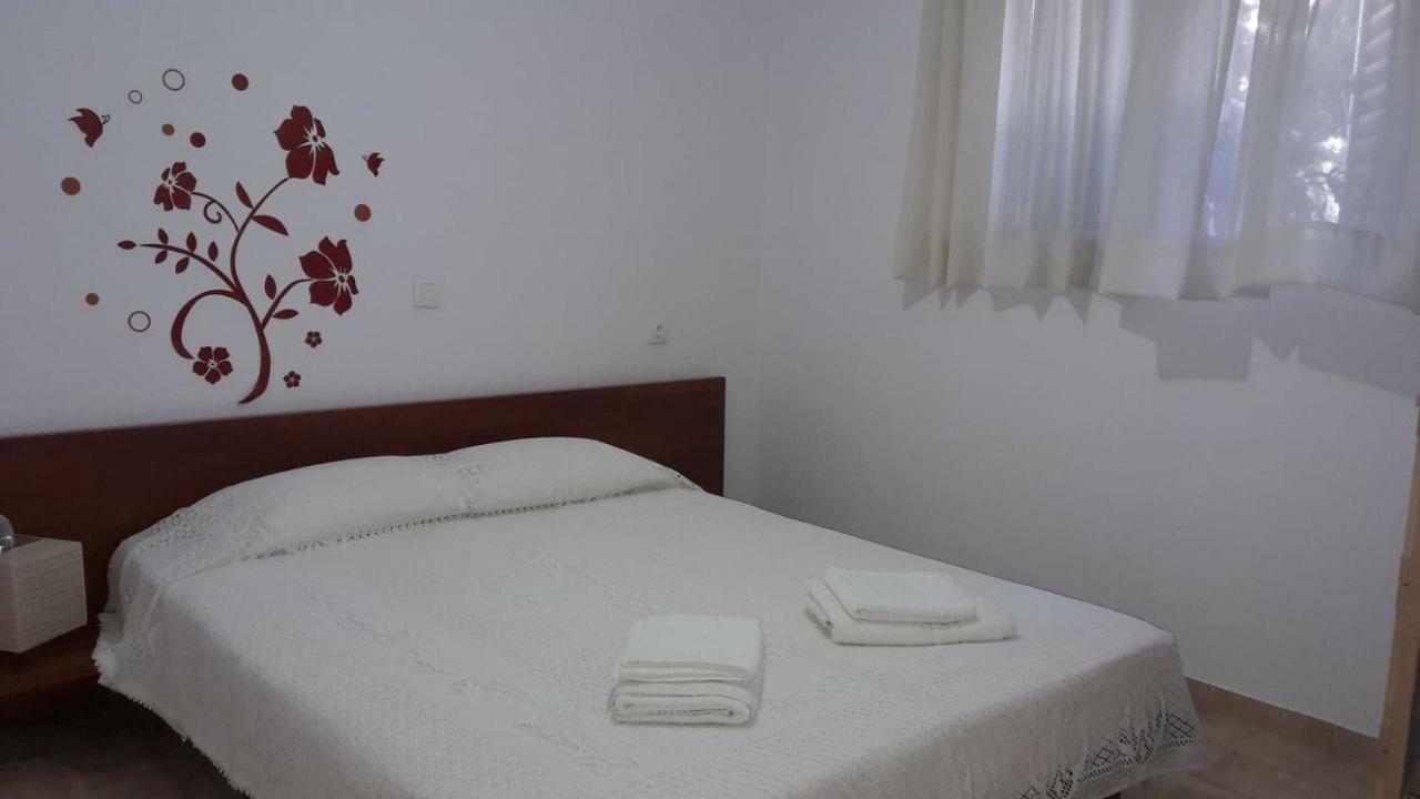 Anastasia' S Guest House Neos Marmaras Buitenkant foto