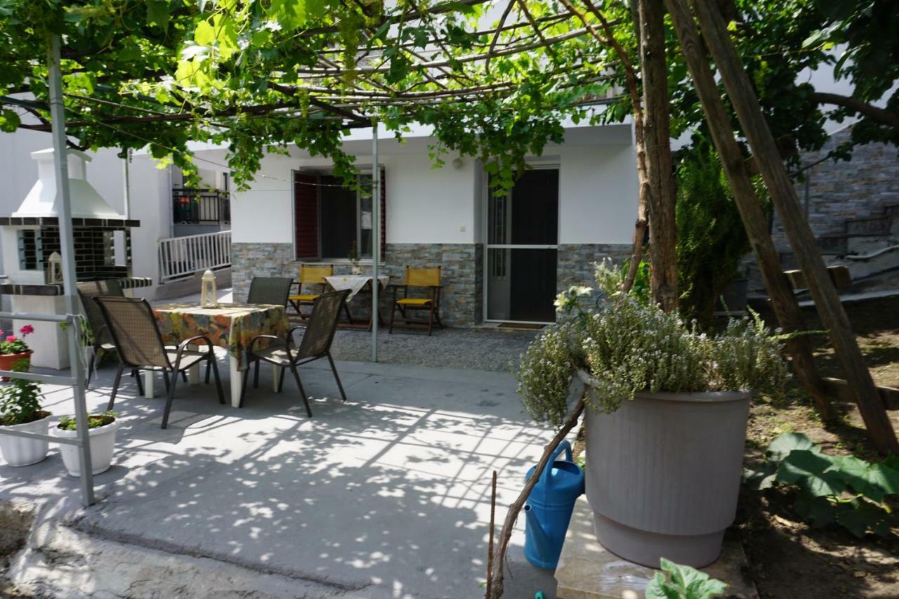 Anastasia' S Guest House Neos Marmaras Buitenkant foto